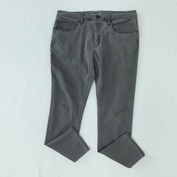 Travis Mathew Other - Travis Mathew Legacy Jeans Men's 36 x 32 Dark Grey Stretch Denim Featherweight
